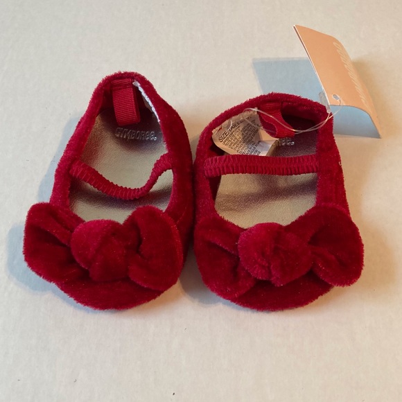 Gymboree Other - 5/$15 Gymboree red velvet like Shoes size 1